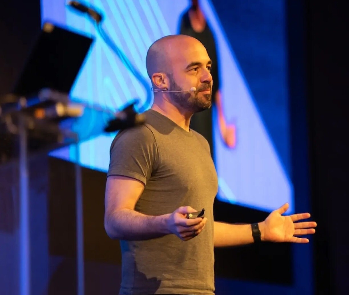 ashby-launches-people-workflows,-extending-its-platform-into-employee-onboarding
