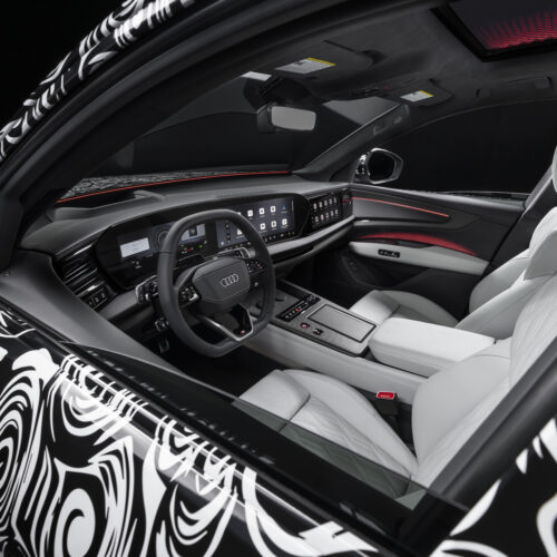 audi-has-a-new-q9-flagship-coming-soon:-here’s-its-interior