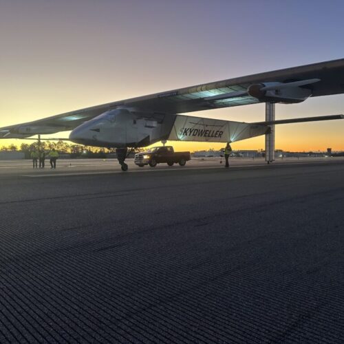 solar-drone-with-jumbo-jet-wingspan-broke-a-flight-record—then-it-crashed