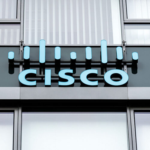 cisco-announces-record-revenue-and-4,000-layoffs-in-the-same-day