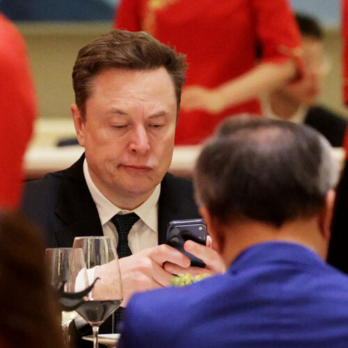 elon-musk-took-too-long-to-sue-openai,-jury-unanimously-agrees