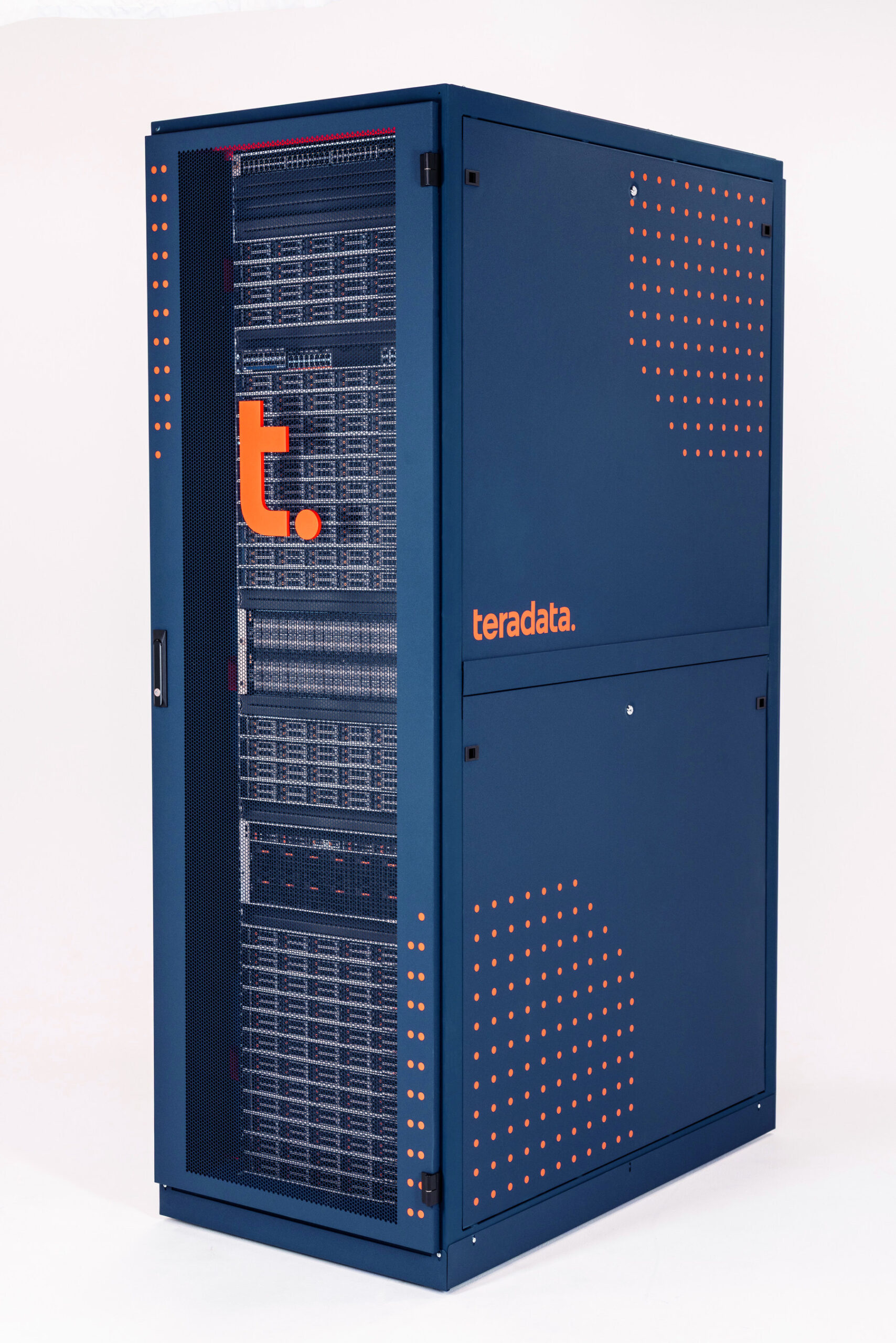 teradata-delivers-autonomous-knowledge-and-data-sovereignty-without-compromise
