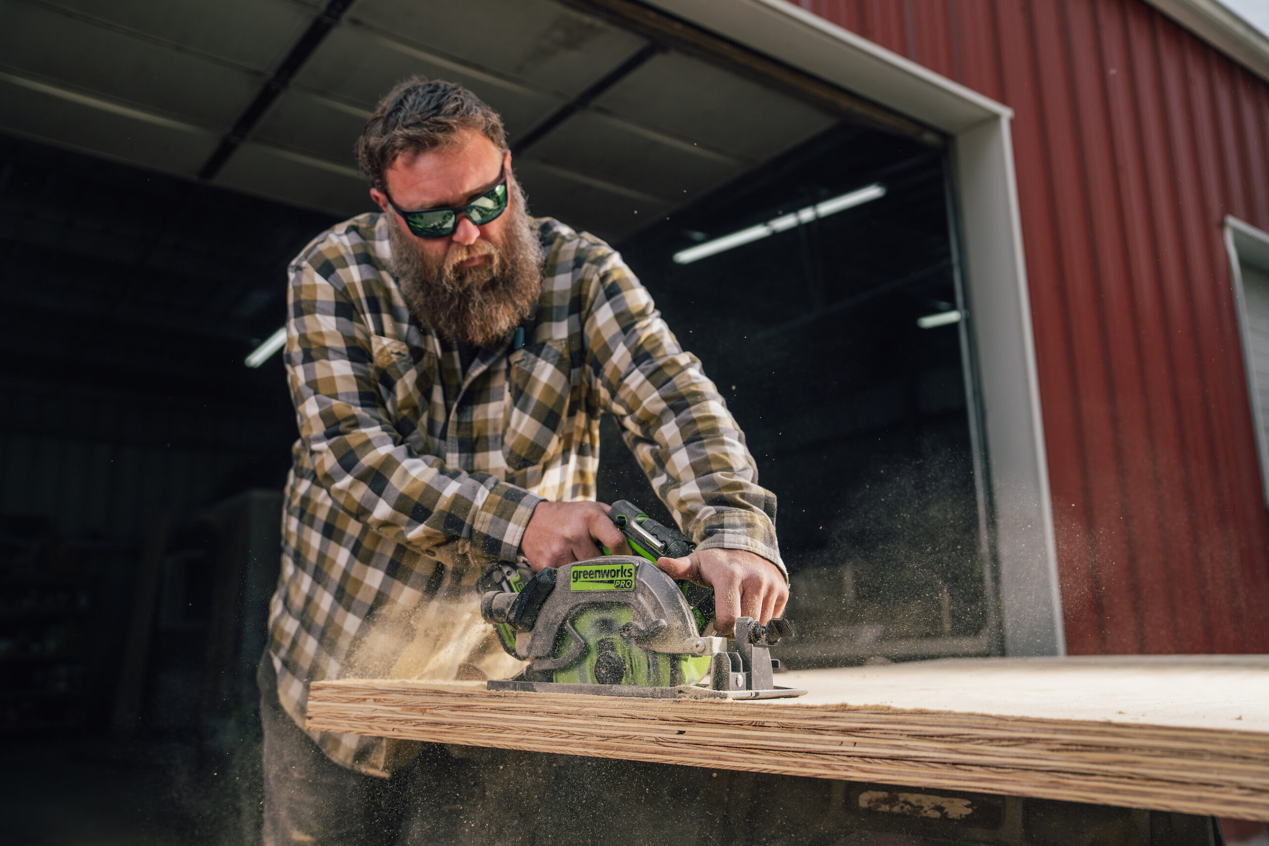 greenworks-launches-new-pro-power-tool-line-exclusively-at-walmart-with-expanded-24v-powerall-platform
