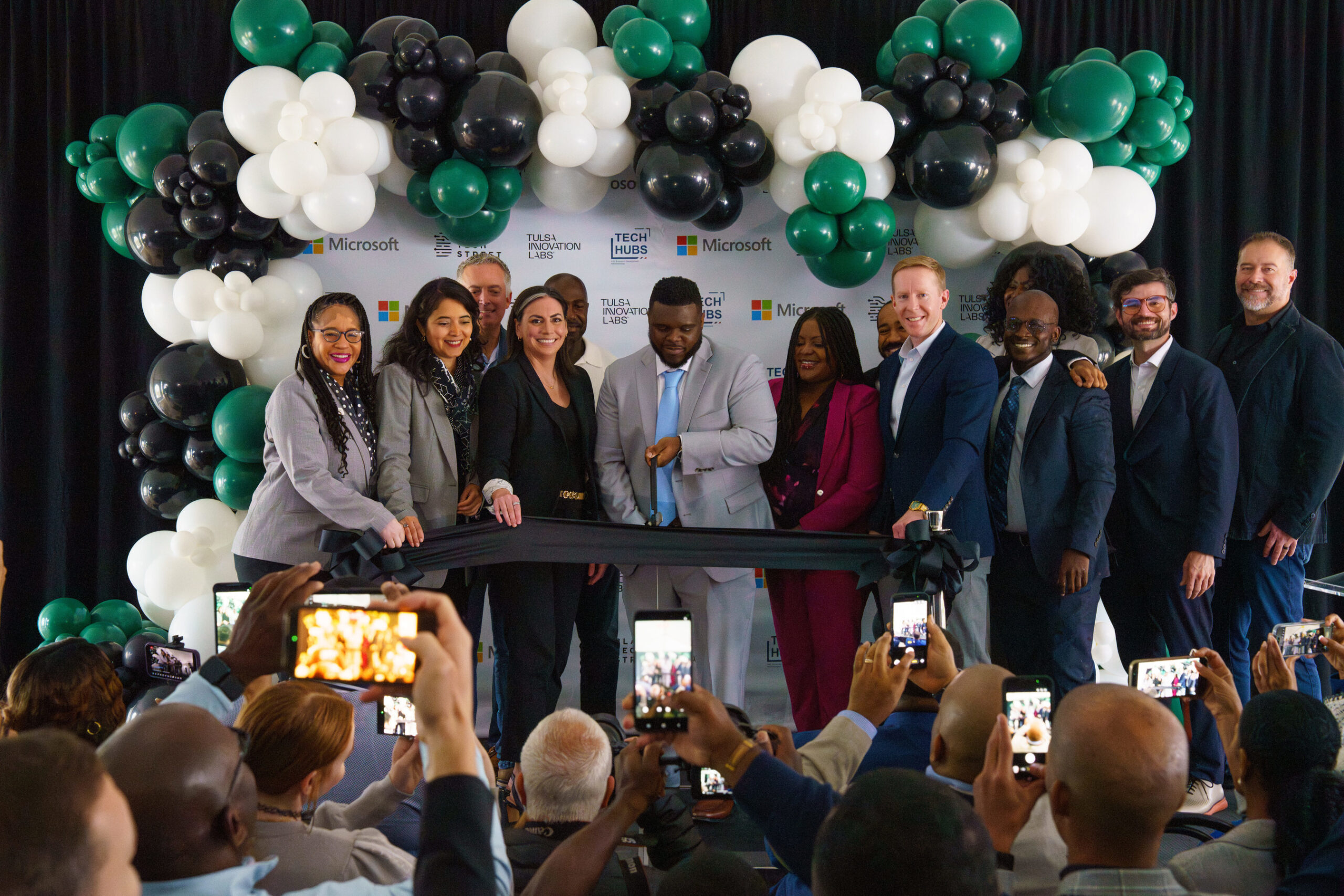 microsoft-and-black-tech-street-launch-greenwood-cyber-+-ai-lab-in-tulsa