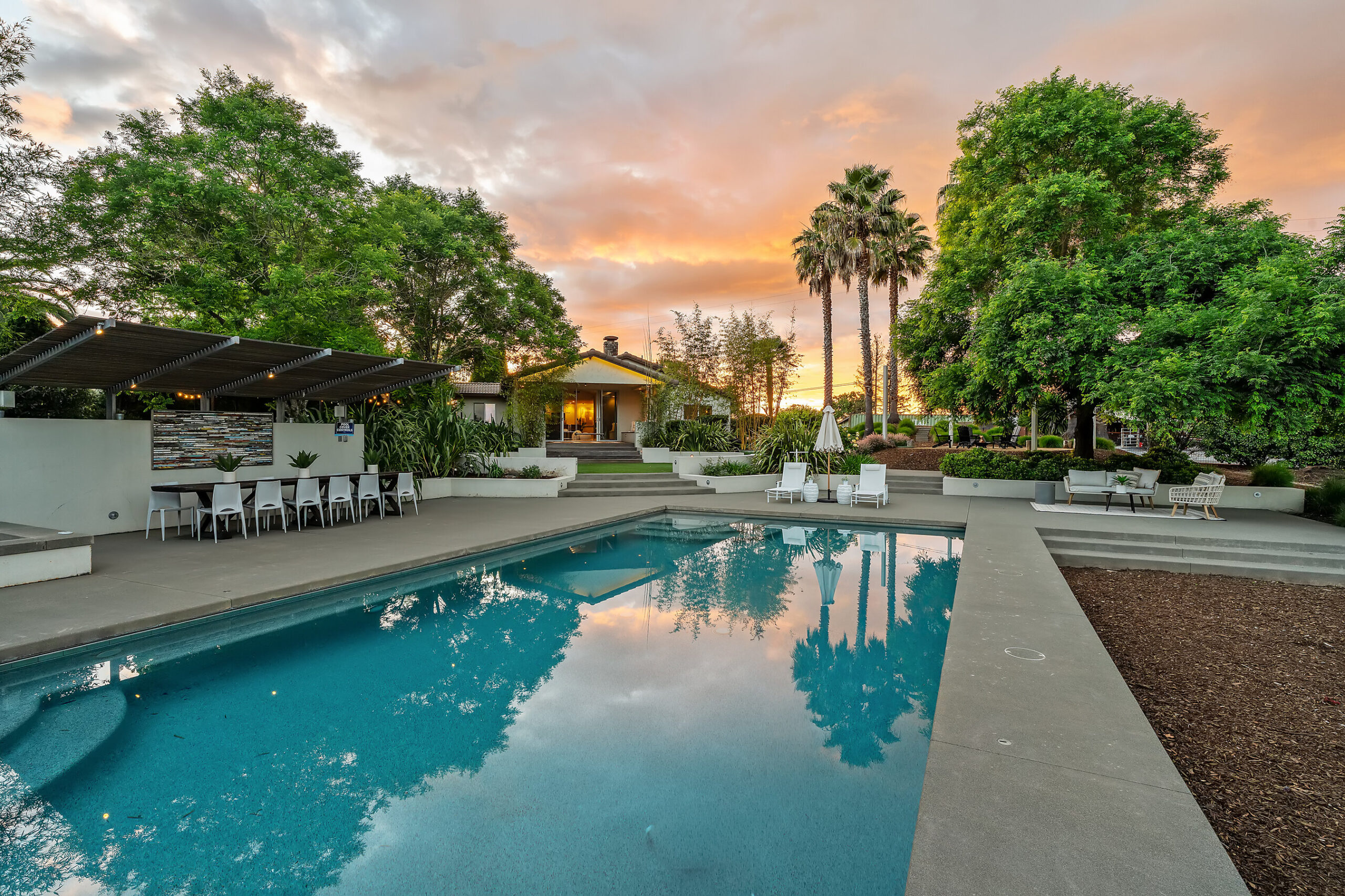 healdsburg-vacation-rental-offered-for-anthropic-stock-at-a-$500,000-discount