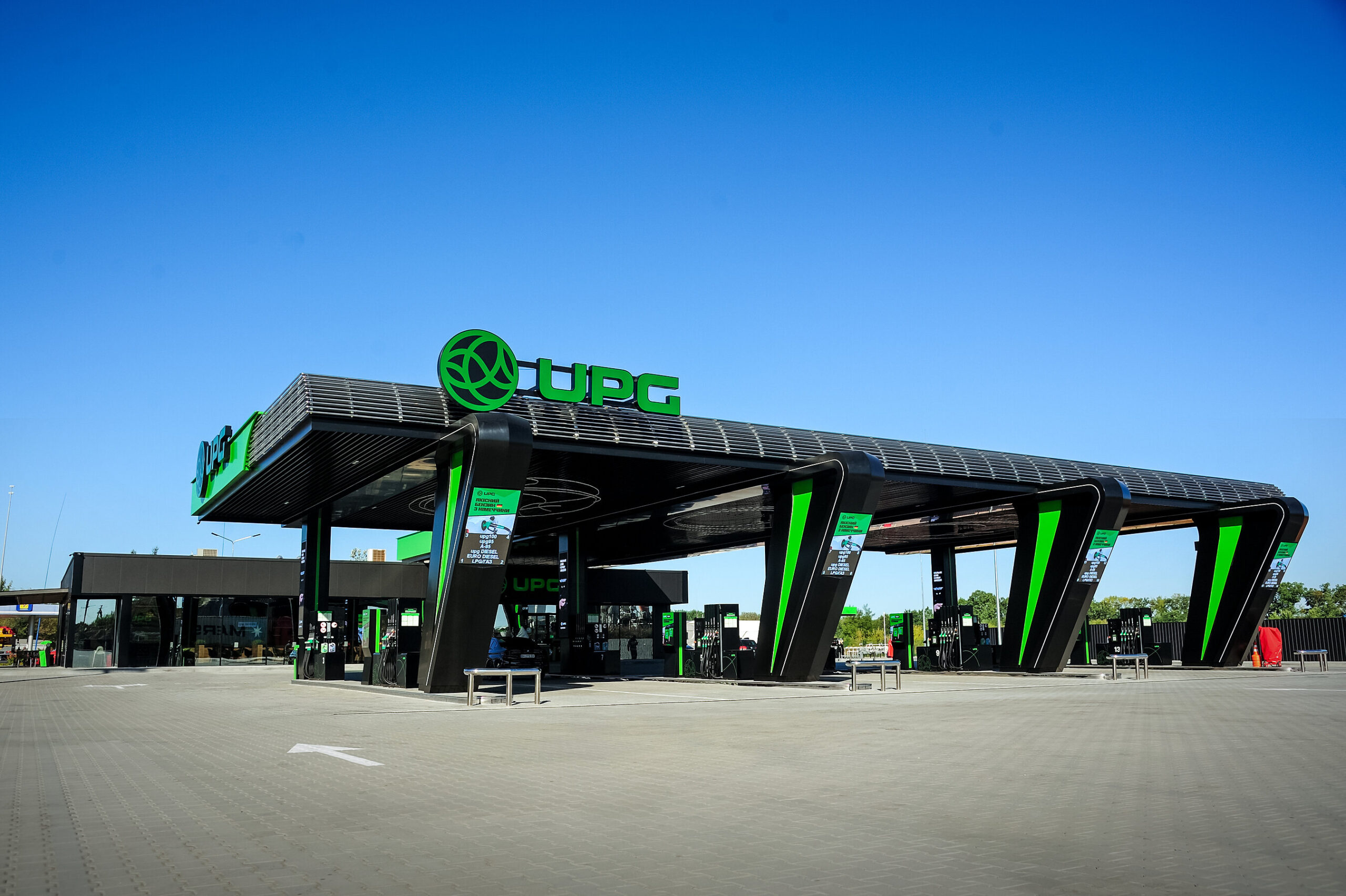 us-fuel-travels-over-9,000-miles-to-reach-ukraine.-how-gas-station-chain-upg-imports-american-diesel