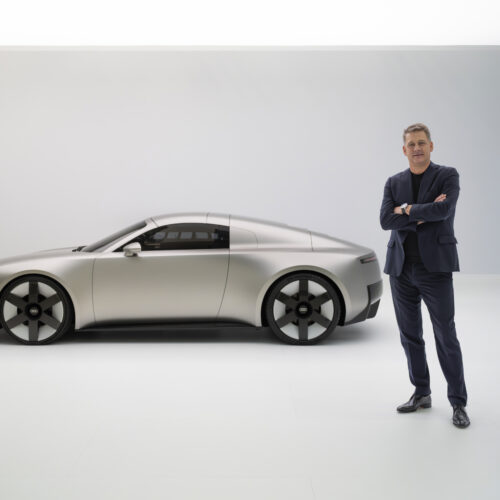 a-global-brand-but-local-cars-is-audi’s-future,-says-ceo