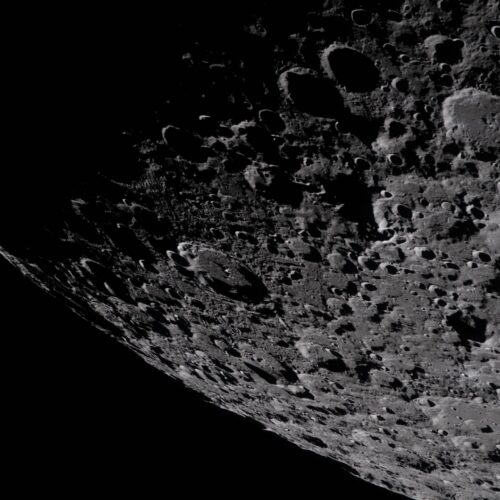 nasa-takes-steps-toward-building-moon-base,-including-discussing-a-“perimeter”