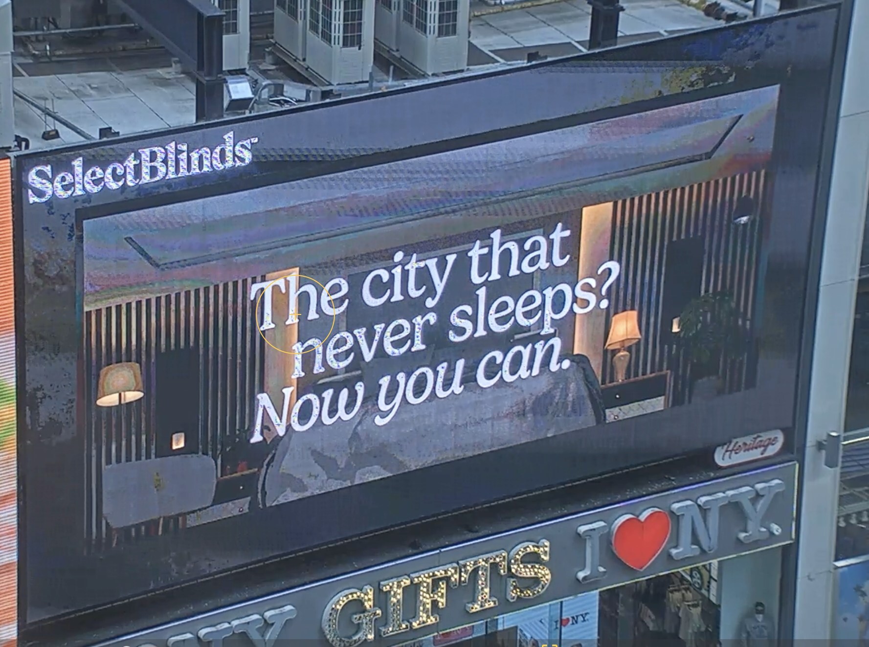 selectblinds-lights-up-times-square-with-summer-room-darkening-campaign