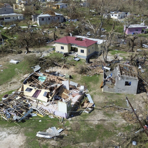 forecasters-predict-below-average-hurricane-season,-advise-against-complacency