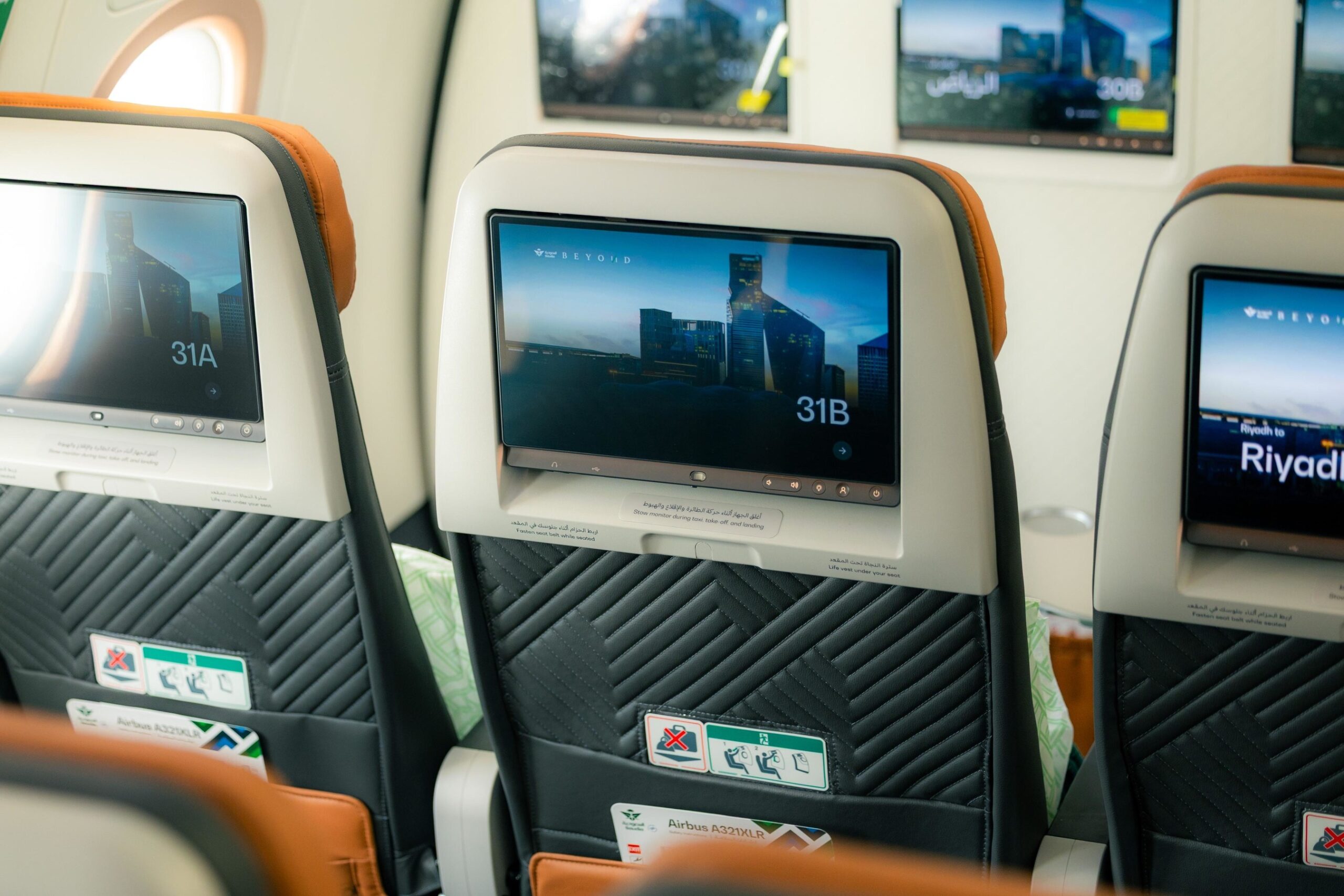 saudia-debuts-panasonic-avionics’-astrova,-modular-interactive,-and-arc-3d-moving-map-on-a321xlr