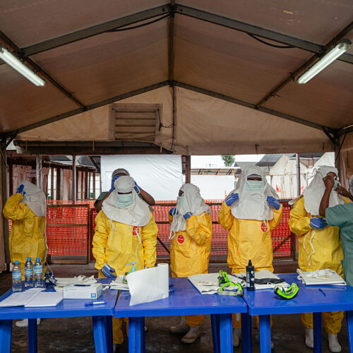 number-of-suspected-ebola-cases-falls-by-hundreds-as-testing-ramps-up
