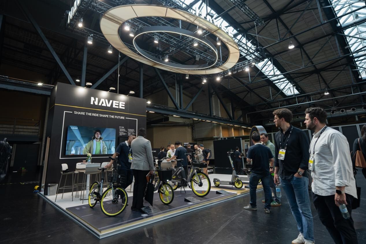 Spoločnosť NAVEE Commercial rozširuje svoje portfólio mestskej mobility na veľtrhu MME 2026
