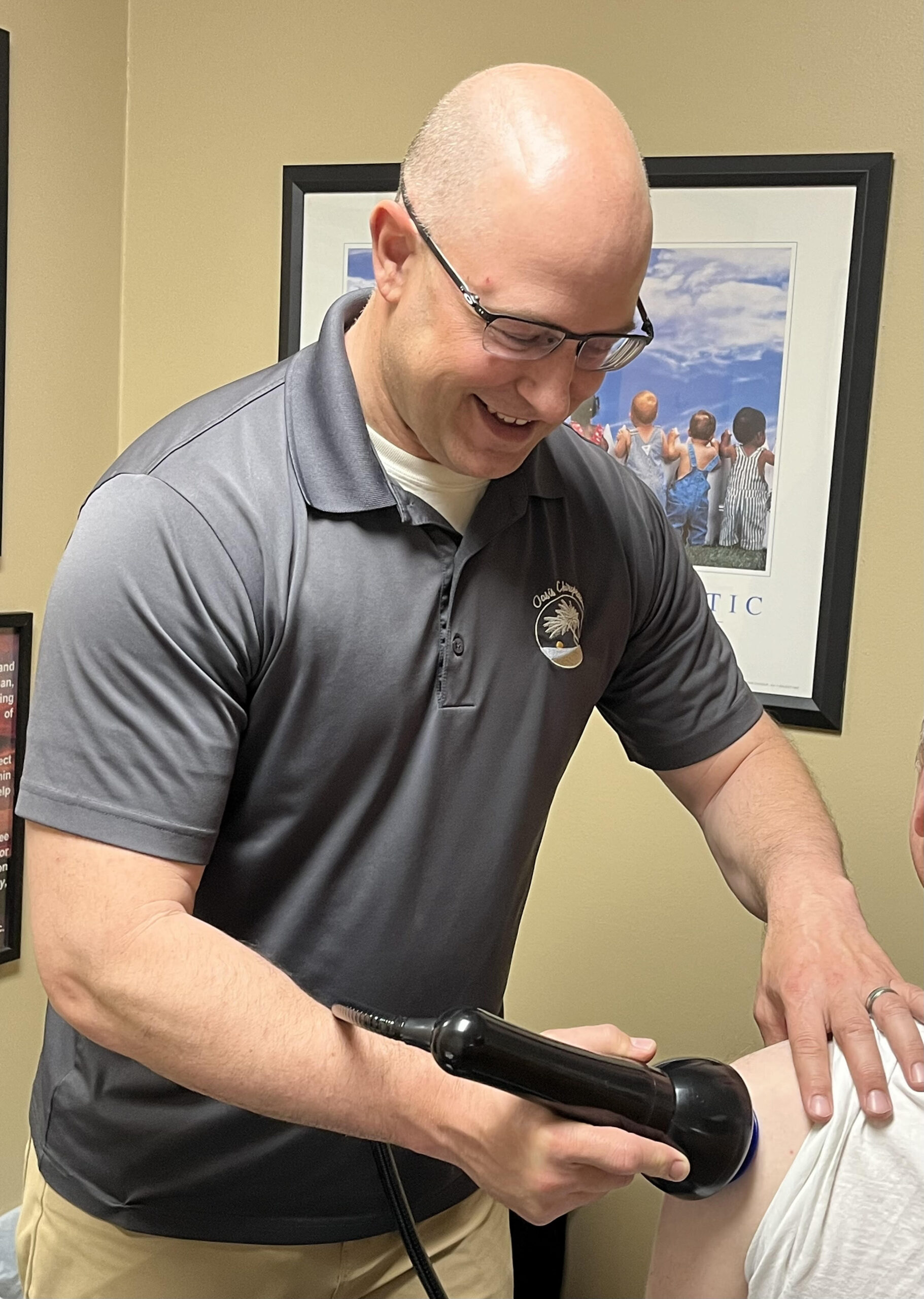 Oasis Chiropractic & Wellness Center Introduces Omniwave Shockwave Therapy For Musculoskeletal Conditions