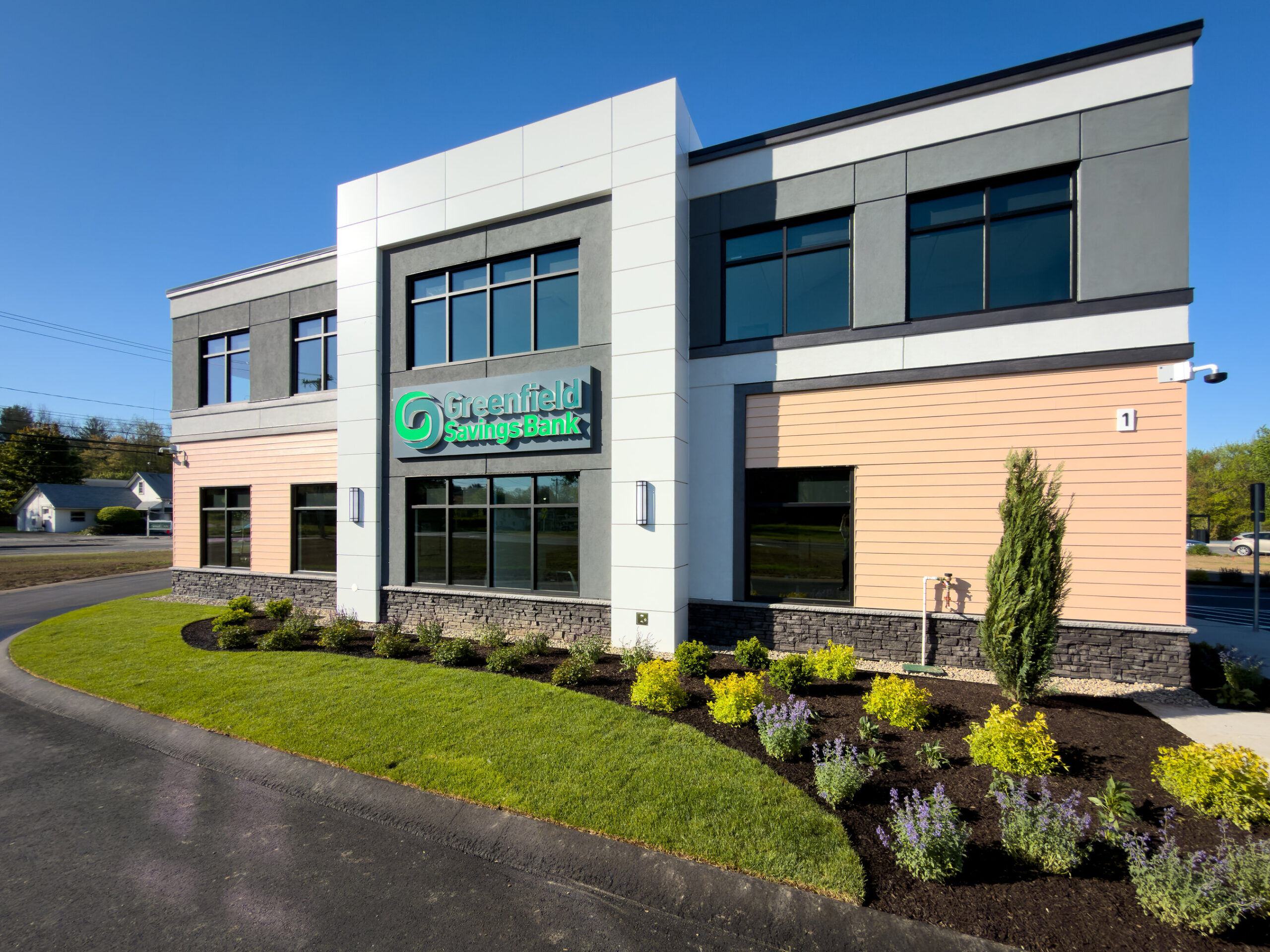 greenfield-savings-bank-celebrates-grand-opening-of-easthampton-branch