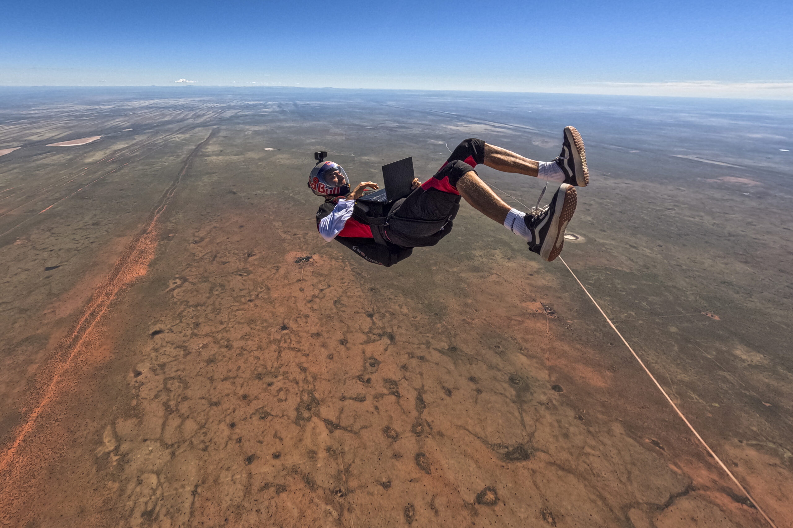 asus-proart-brings-creative-workflows-to-new-heights-with-red-bull-athletes