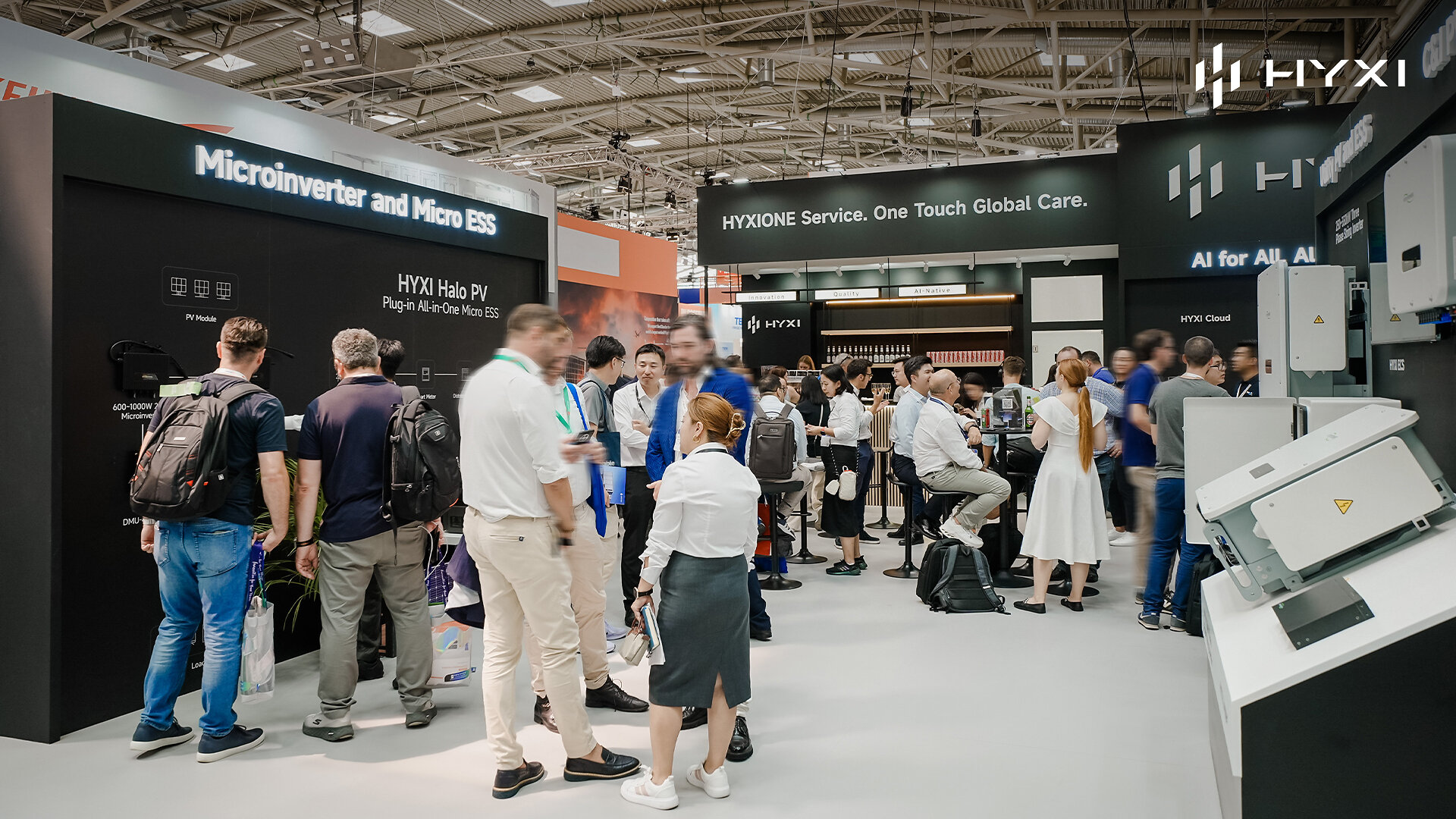 hyxi-lanza-aura-all-in-one-ess-y-halo-micro-ess-series-en-intersolar-europe-2026