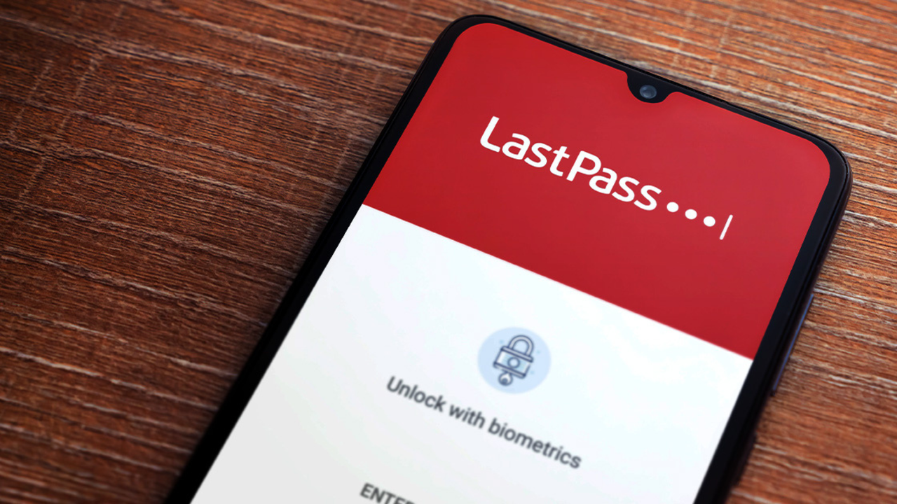 lastpass-confirms-data-breach-after-hacker-compromises-supply-chain-—-here’s-what-we-know