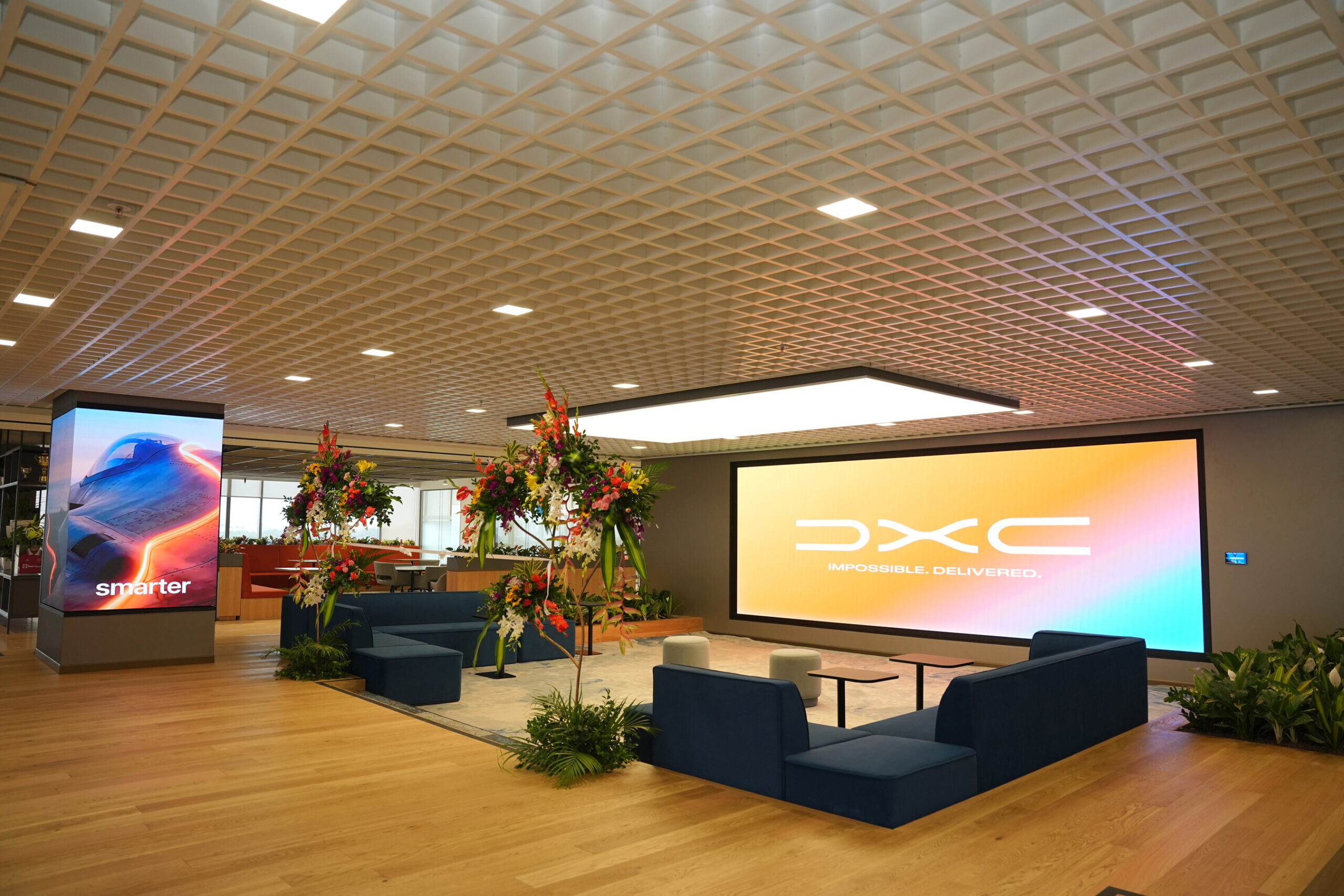 dxc-opens-flagship-ai-first-customer-experience-center-in-bengaluru
