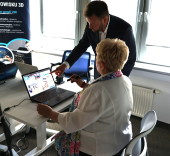 zspace-powers-immersive-career-exploration-at-poland’s-new-laboratorium-4.0