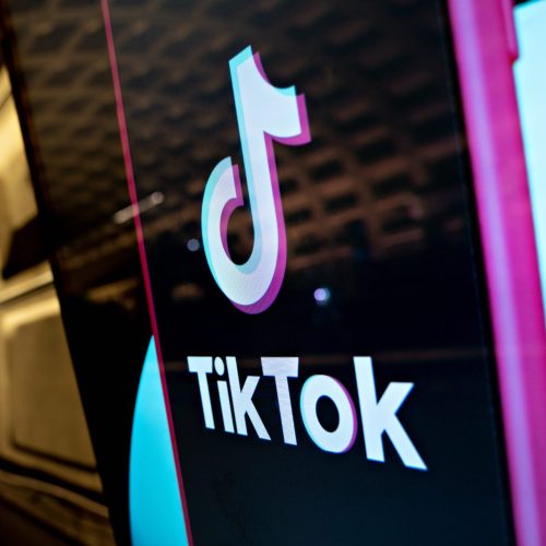 tiktok-users-don’t-have-as-much-agency-over-their-fyps-as-they-think