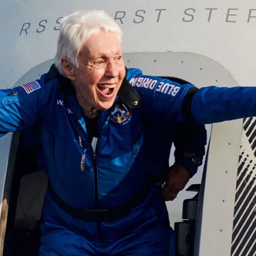 wally-funk,-last-of-mercury-13-and-oldest-woman-in-space,-dies-at-87