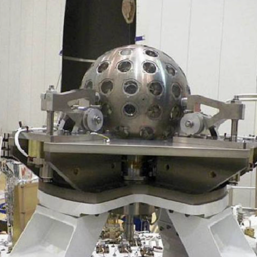 an-orbiting-disco-ball-gave-einstein’s-theory-its-most-precise-test-yet