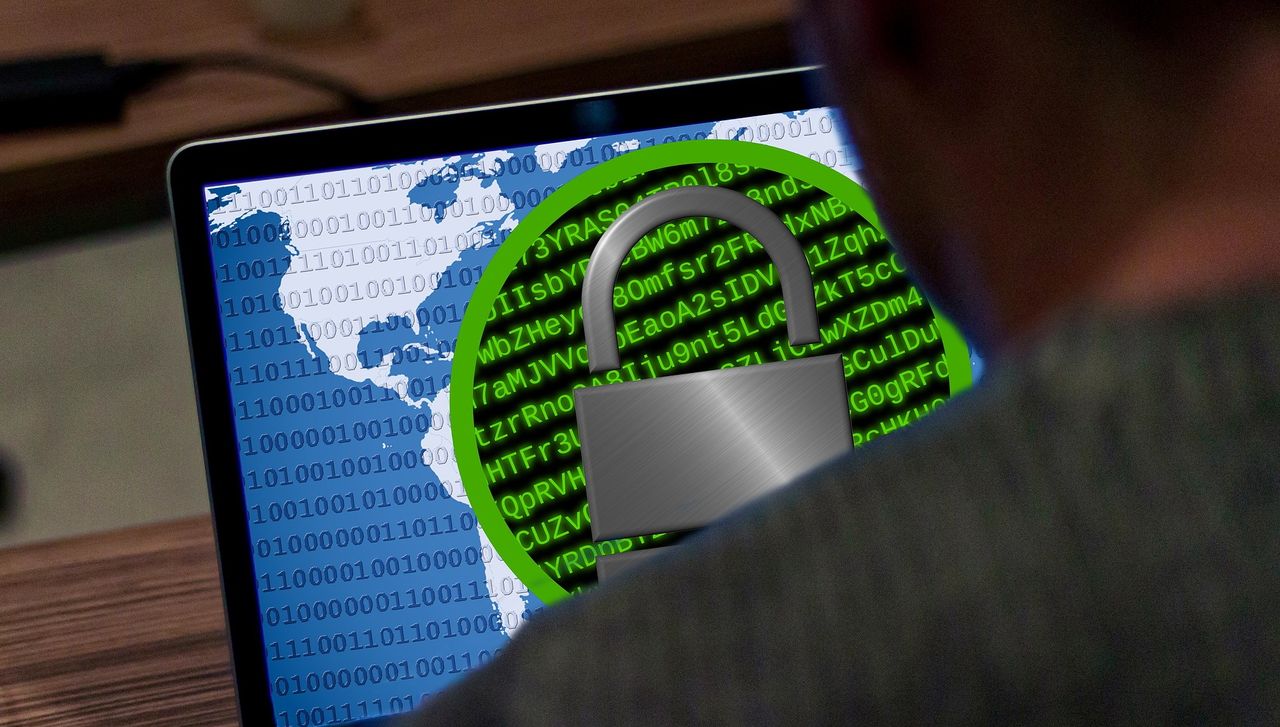ransomware-negotiator-jailed-for-70-months-after-he-just-helped-infect-victims-with-malware
