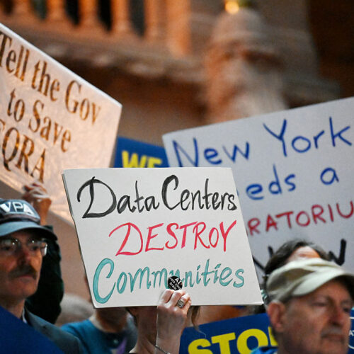 new-york-bans-data-center-construction-for-a-year,-rattling-ai-industry