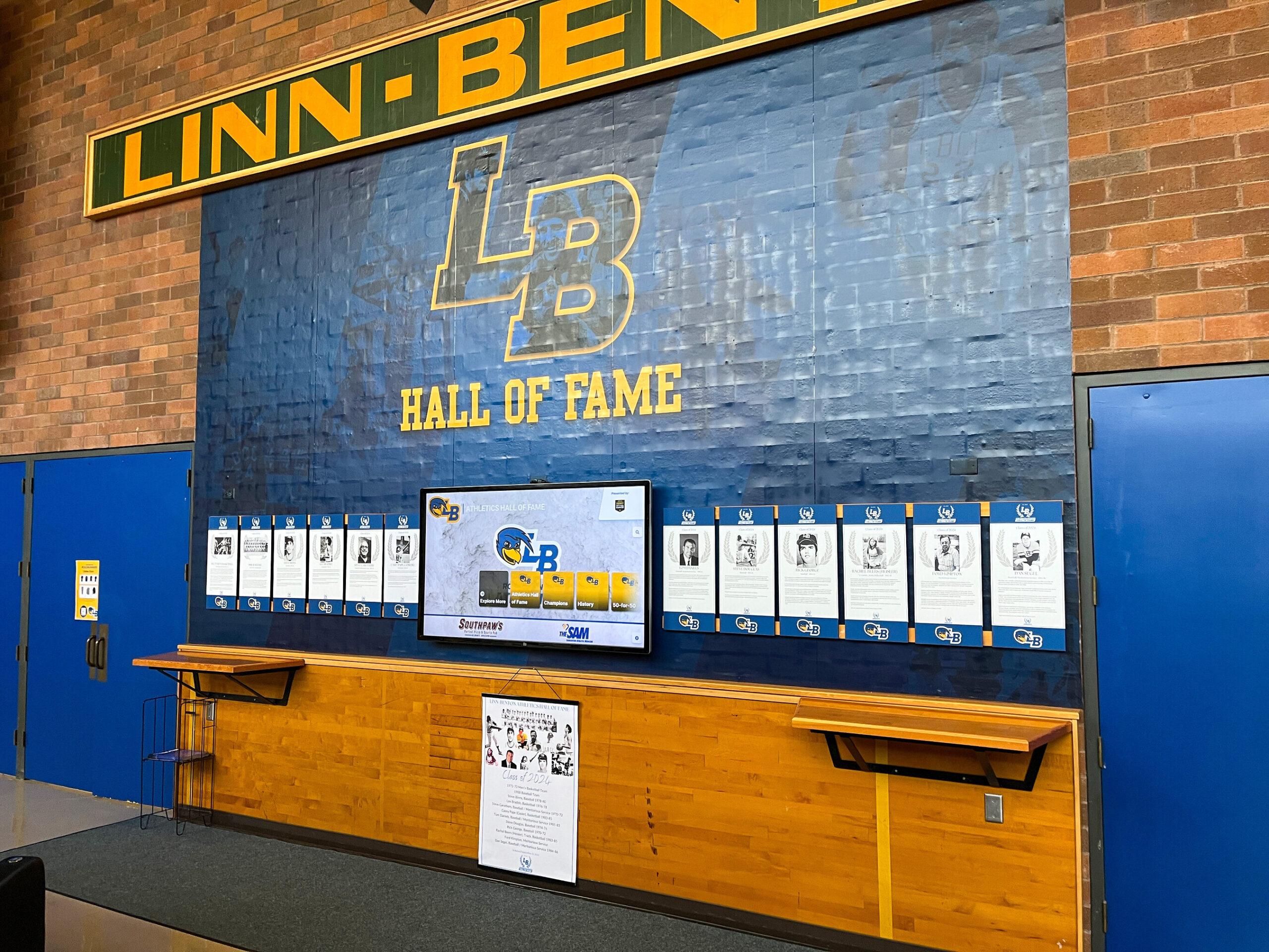Community Colleges Nationwide Modernize Campus Recognition with Rocket Alumni Solutions