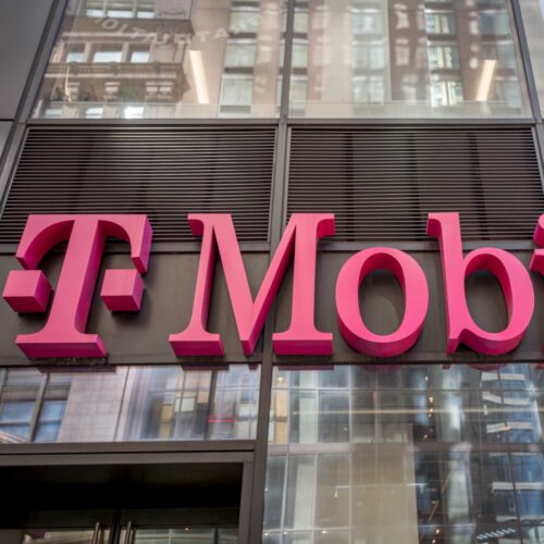 t-mobile-bungled-forced-plan-migration,-canceling-some-users’-free-lines