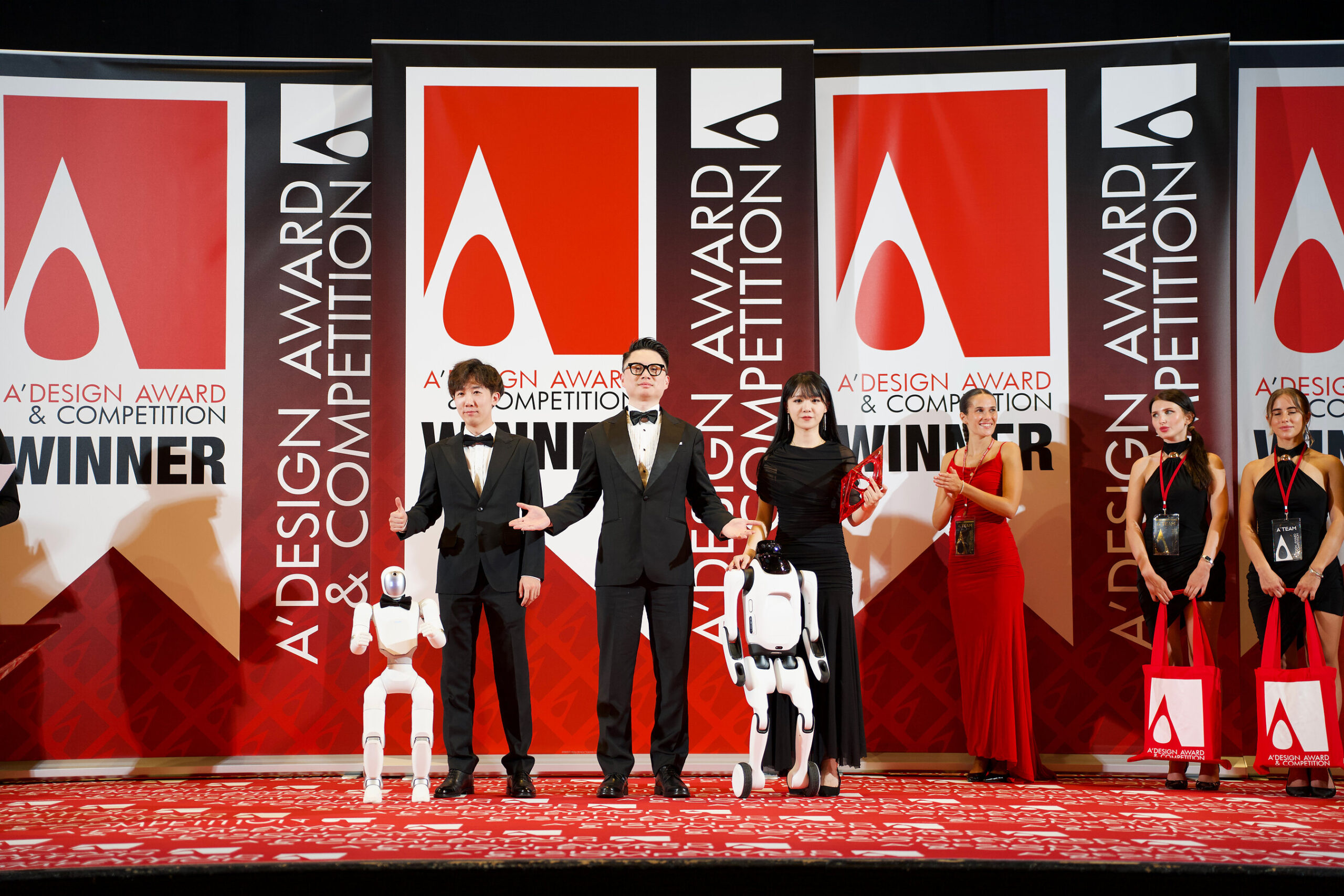 primebot-remporte-l’or-et-l’argent-aux-a’-design-awards-2026-—-un-nouveau-langage-pour-la-robotique-personnelle