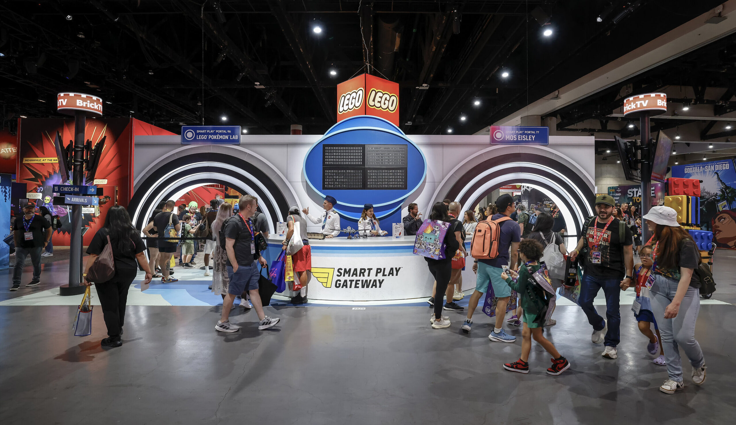 the-lego-group-introduces-the-lego-smart-play-gateway-at-san-diego-comic-con-2026