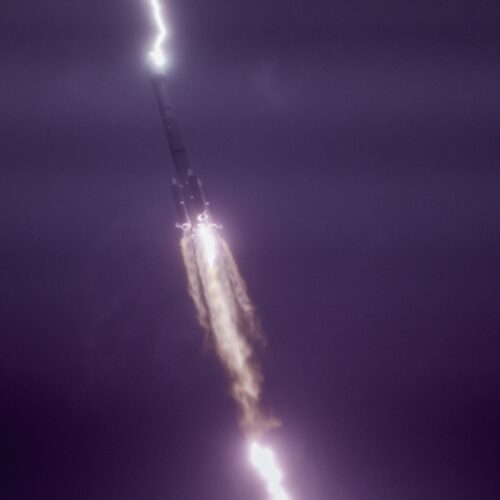 rocket-report:-lightning-strikes-in-china;-starship-launch-on-deck