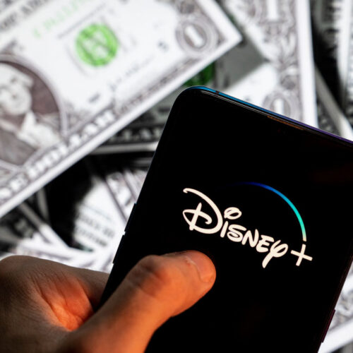 after-jacking-up-prices,-disney+-and-netflix-consider-offering-free-alternatives