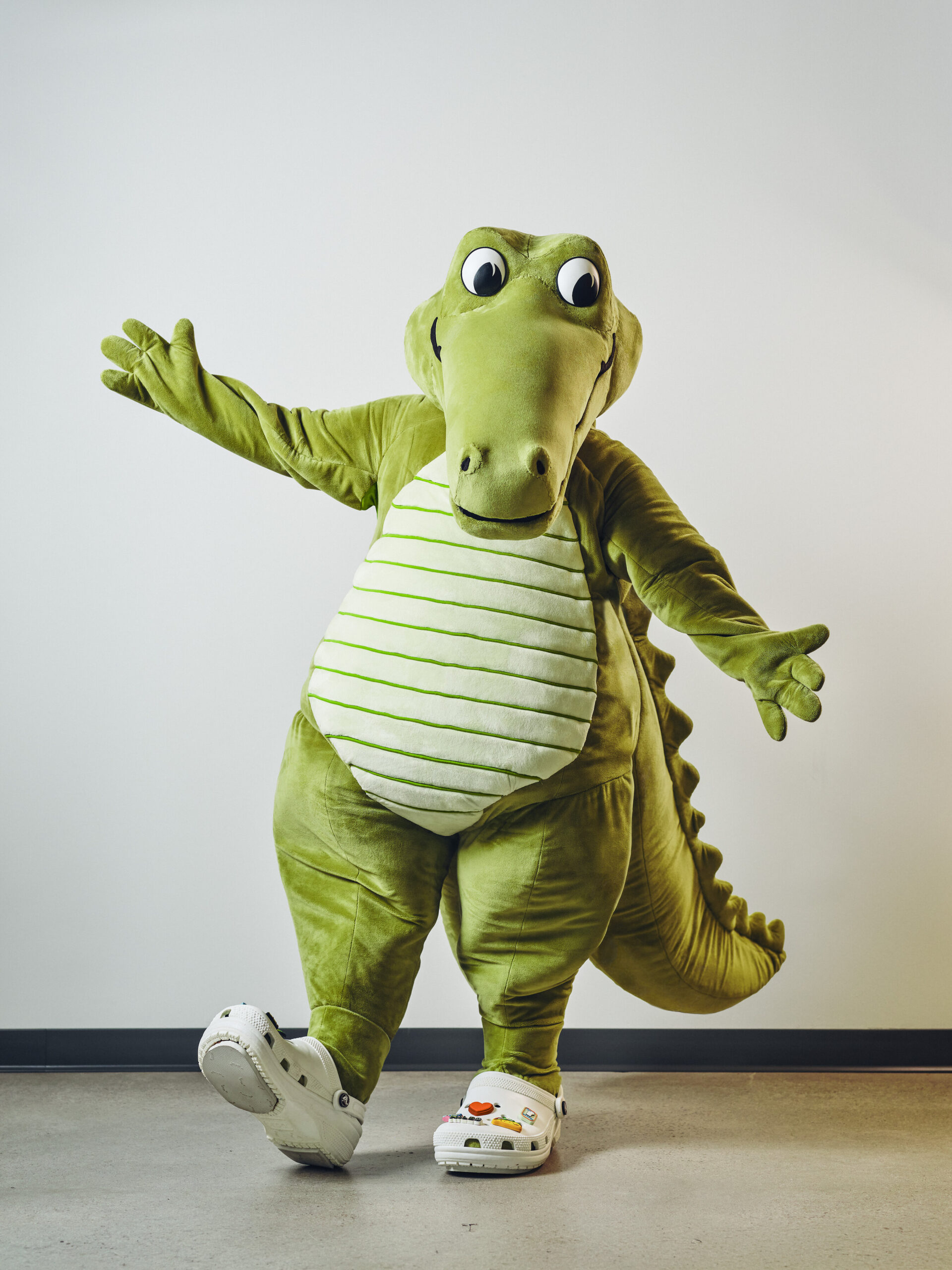 crocs-introduces-niles:-new-mascot-launches-a-bold-new-era-of-character-driven-storytelling