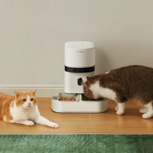 petlibro-accused-of-“gaslighting”-users-over-smart-pet-feeder-outage