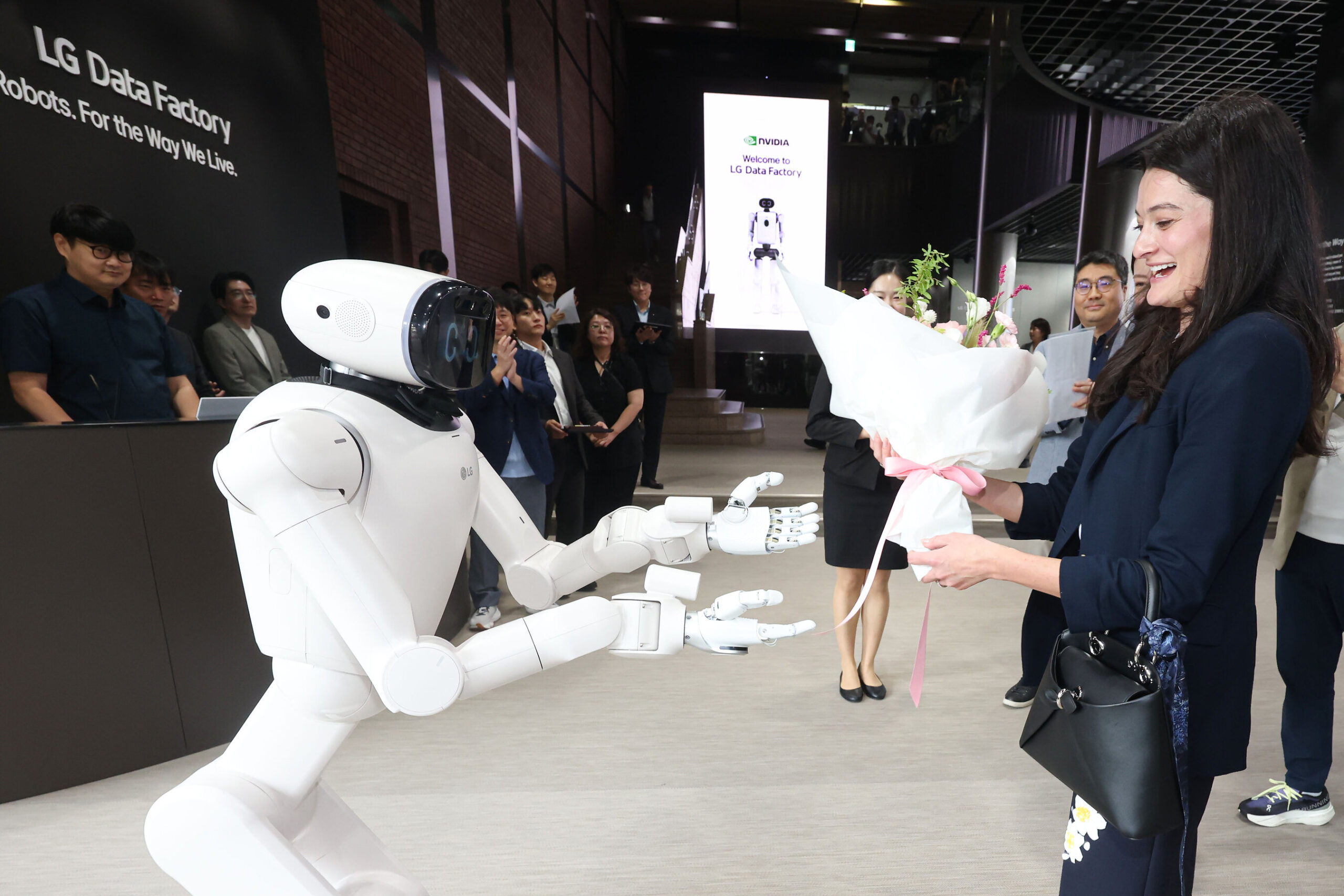 lg-electronics-accelerates-robotics-collaboration-with-nvidia