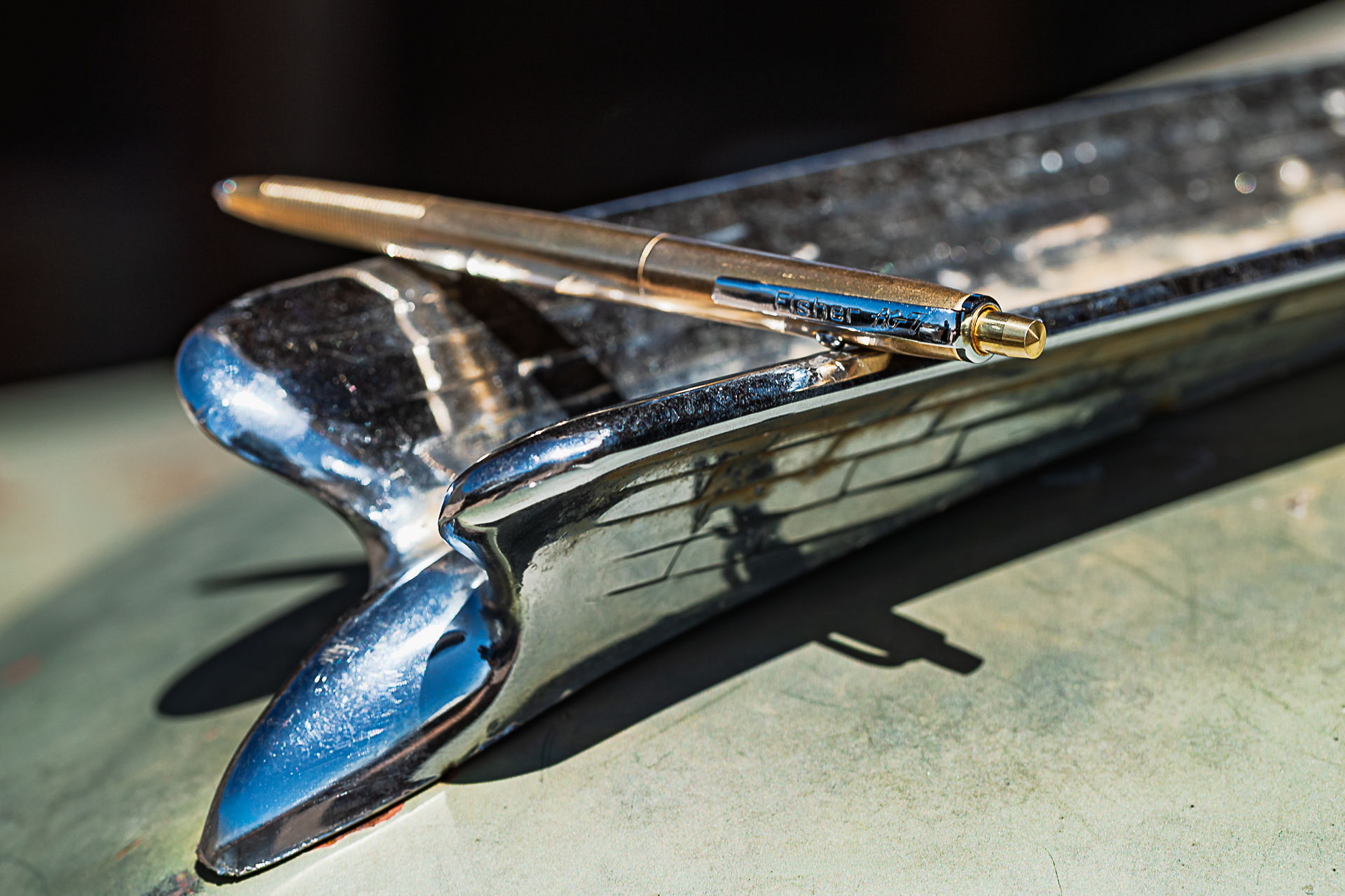 fisher-space-pen-reimagines-its-original-astronaut-space-pen-with-the-ag7-raw-brass