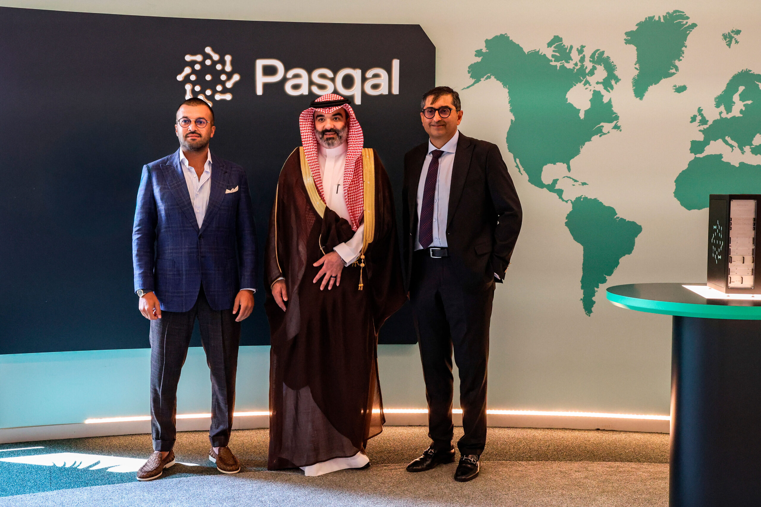 pasqal-welcomes-kingdom-of-saudi-arabia-ministerial-delegation-to-french-headquarters