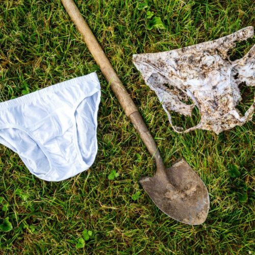 why-did-1,000-world-citizens-bury-their-underpants?
