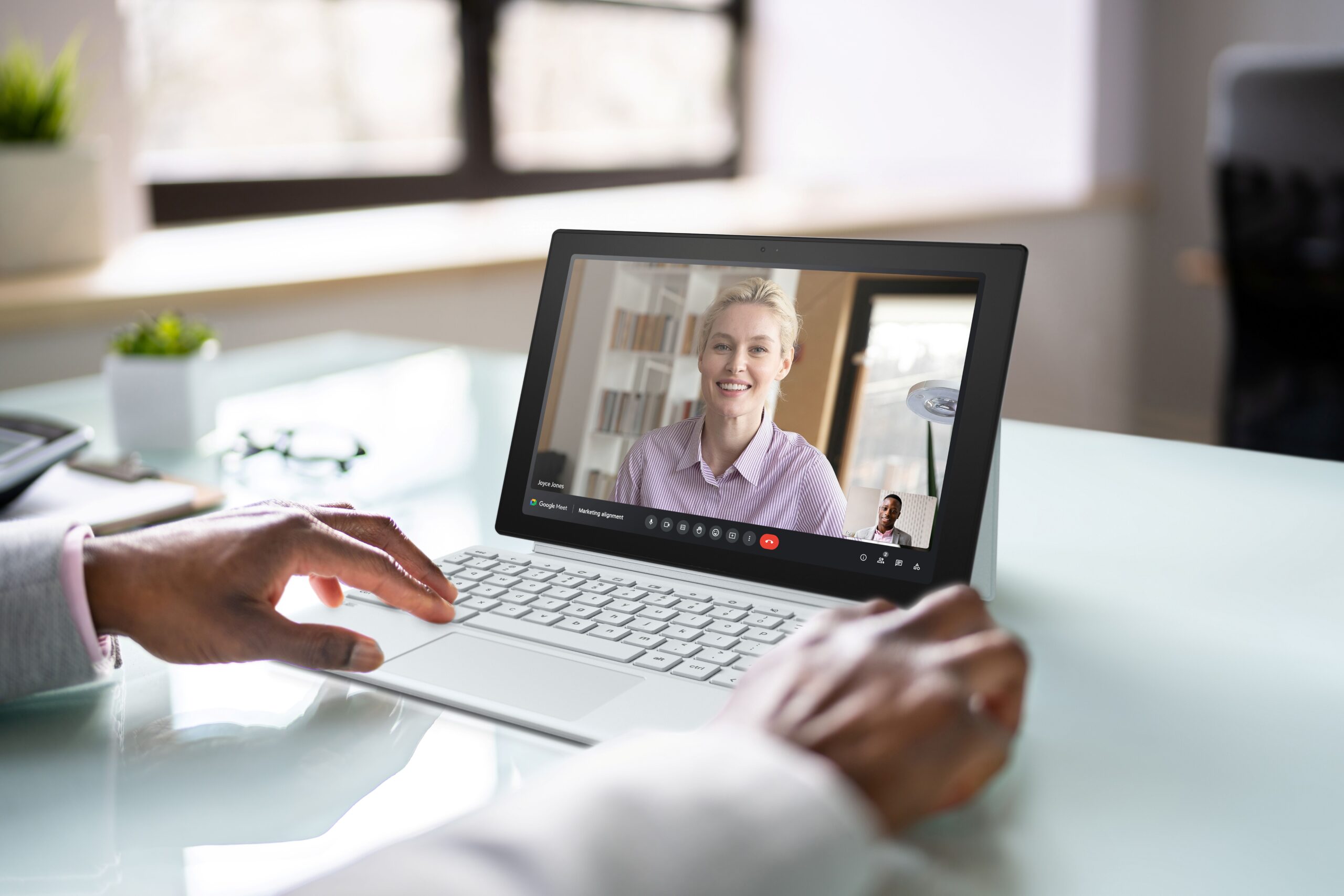 asus-announces-availability-of-the-chromebook-cm32-detachable-for-business-and-education