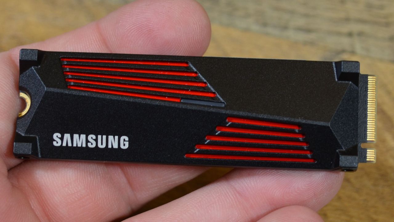Samsung’s ‘absolutely stellar’ 2TB 990 Pro SSD is still just $390 at Amazon