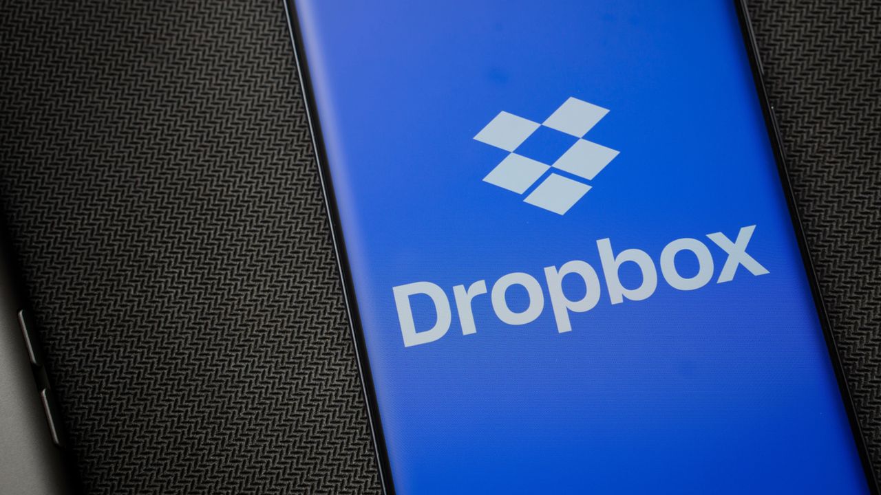over-5,000-dropbox-accounts-have-been-hacked,-and-the-attackers-only-needed-an-email-address