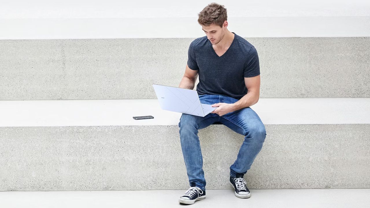 the-new-acer-swift-blade-14-is-the-world’s-lightest-laptop-to-be-launched-globally