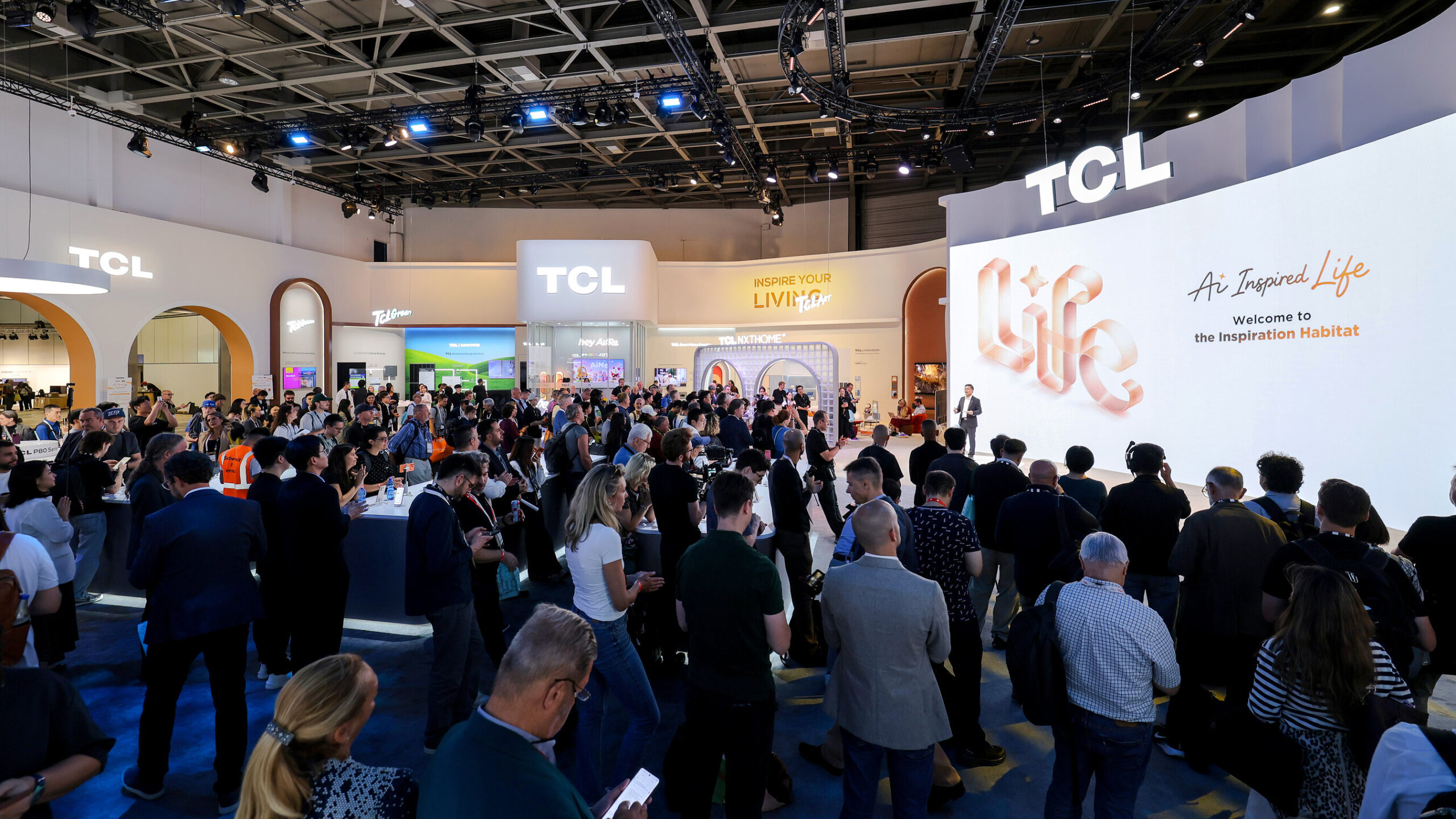 inspired-by-life,-powered-by-ai:-tcl-redefines-everyday-experiences-at-ifa-2026