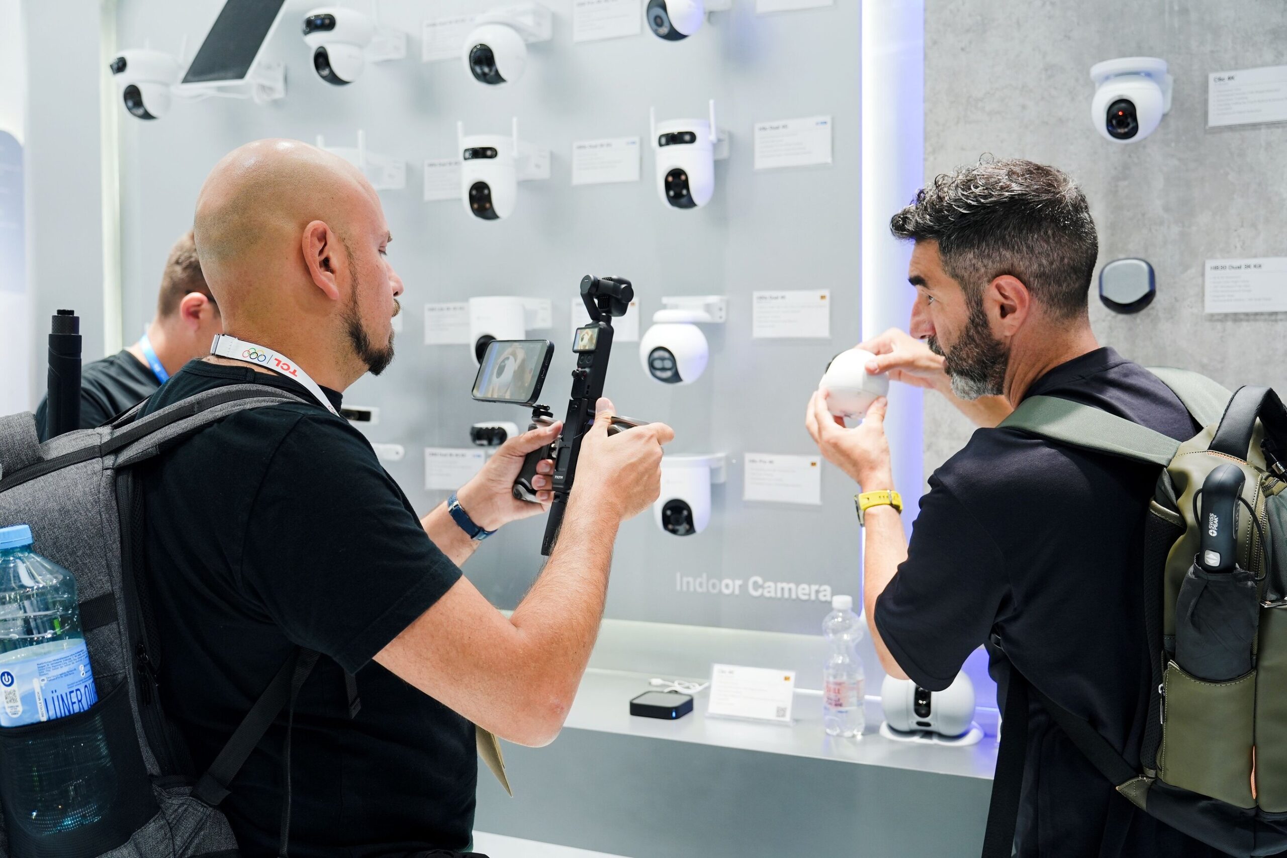 ezviz-reveals-the-next-direction-towards-boundless,-ultra-flexible-smart-home-security-with-its-dual-and-triple-lens-battery-cameras-and-ai-innovations-at-ifa-2026