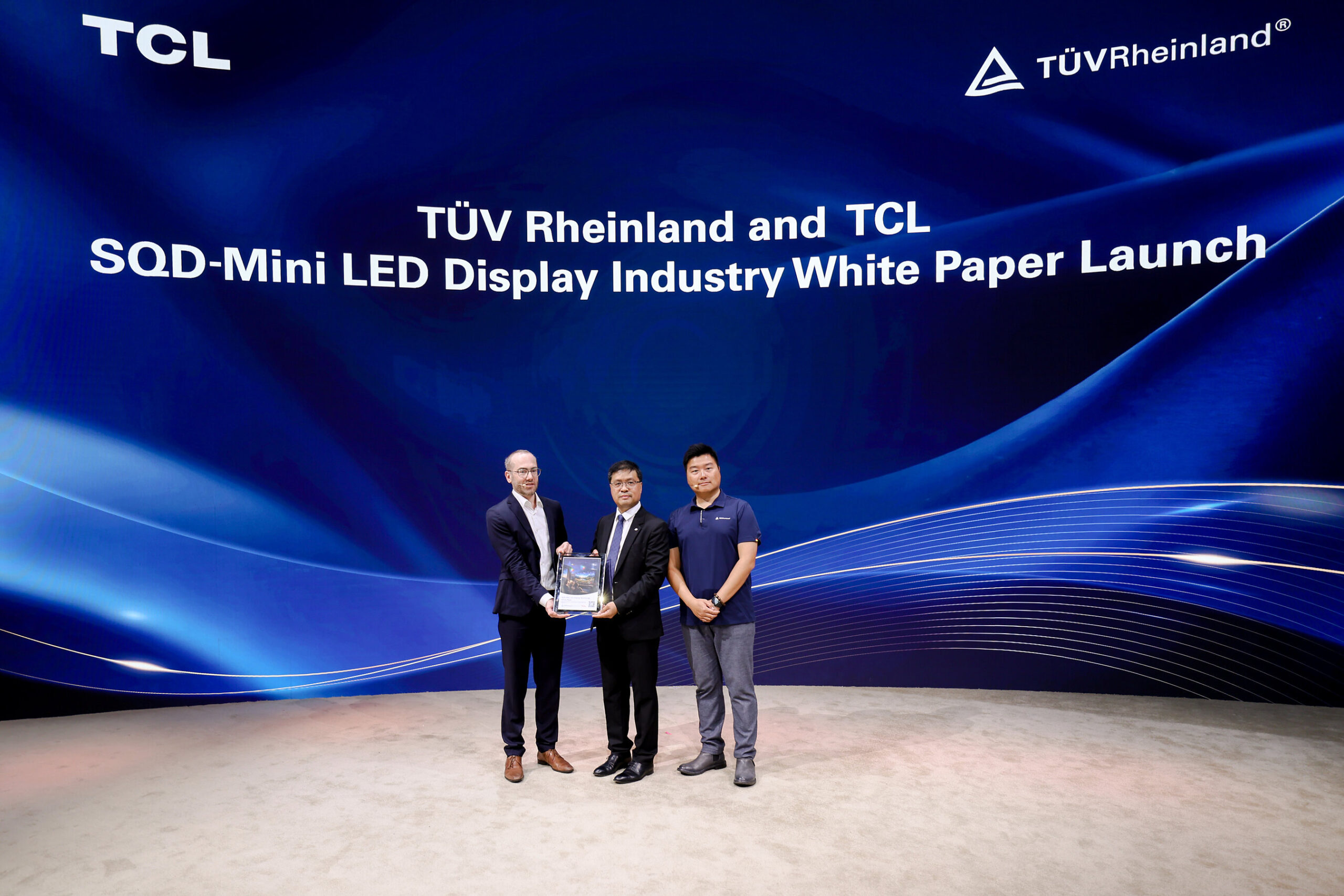 tcl-remporte-plus-de-30-distinctions-internationales-a-l’ifa-2026,-recompensant-ses-innovations-de-pointe-dans-les-domaines-de-l’affichage,-de-l’intelligence-artificielle-et-de-la-maison-connectee
