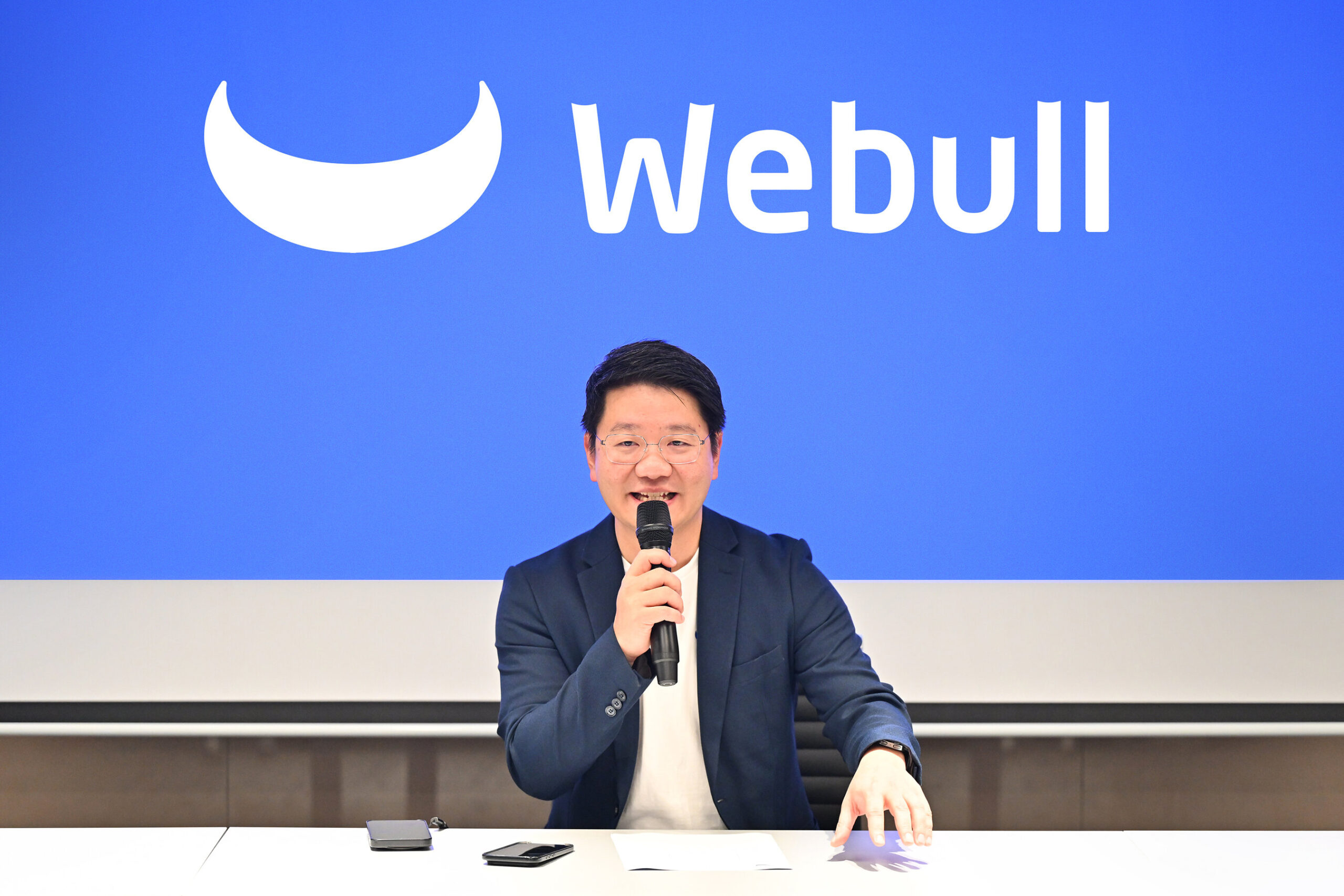 webull-enters-next-phase-of-growth-in-thailand-following-pi-securities-acquisition,-targets-thb-200-billion-in-aum