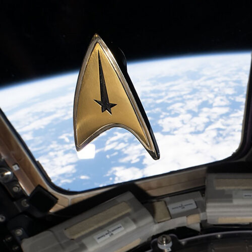 The universal language of space is… Star Trek? Mais oui.